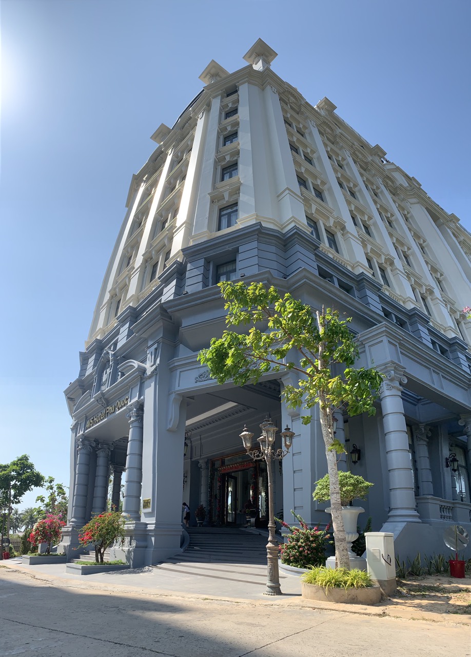 AVS Phu Quoc Hotel 4STARS
